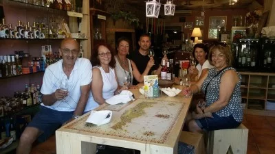 Thumbnail Discover the Cretan Vineyard