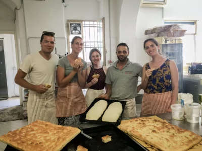 Thumbnail Baking Class in La Spezia: learn how to make pizza, focaccia, bread & breadsticks