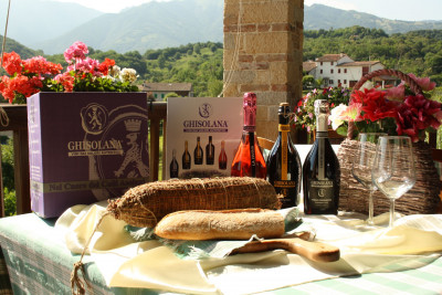 Thumbnail Degustazione di vini biologici presso Ghisolana nelle colline del Prosecco