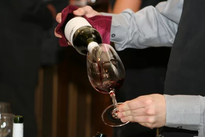 Thumbnail Verkostung der besten piemontesischen Rotweine in Neive