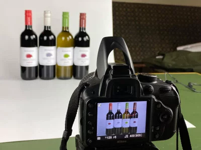 Thumbnail Morellino di Scansano wine tasting experience en Erik Banti