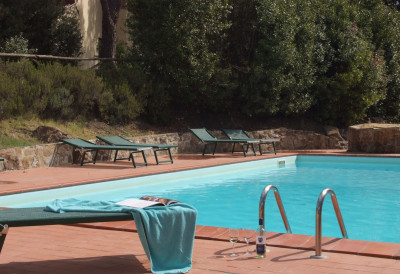 Thumbnail Degustazione di Chianti Classico e relax in piscina da Corte di Valle