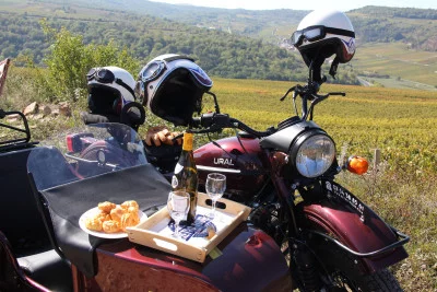 Thumbnail Private sidecar tour: Discovery of the Burgundian terroir with a glass of wine from Meursault