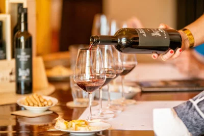 Thumbnail Premium-Weinprobe in der Villa Le Prata in Montalcino