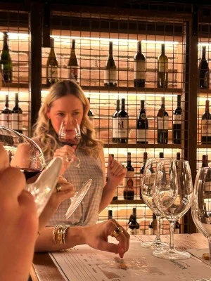Thumbnail Wine tasting with tapas in Madrid with local guide