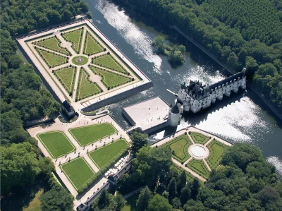 Thumbnail Loire Valley Chateaus Day Wine Tour: Chenonceau, Chambord & Tasting at Caves Ambacia