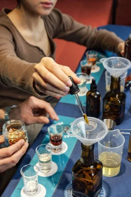 Thumbnail Vermouth tasting and crafting experience at Las Vermudas in Barcelona
