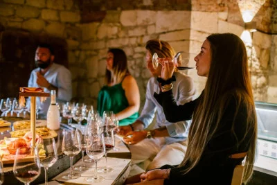 Thumbnail Wine and Food Experience au château de Benedek, près du lac de Garde
