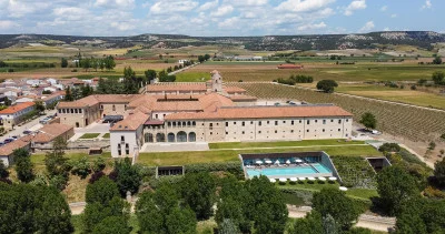 Thumbnail 2-Nächte-Weinausflug inmitten natürlicher Quellen und Weinberge in Castilla Termal Monasterio de Valbuena