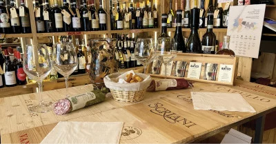 Thumbnail for Wine tasting at Baraldi Wine Bar in the heart of Verona