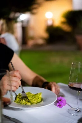 Thumbnail Comida o cena con cata de vinos en Innocenzo Turco, en la Riviera de Liguria