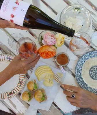 Thumbnail for Découvre le Monferrato avec une visite du vignoble et une dégustation de vin à Matunei
