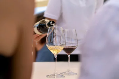 Thumbnail for Dégustation de vin classique à la Cantina Monte Vibiano en Ombrie
