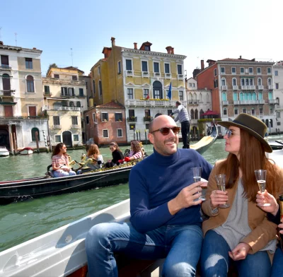 Thumbnail for Excursion en bateau avec dégustation de vins sur la lagune vénitienne
