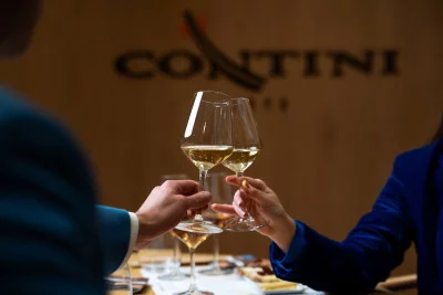 Thumbnail Die Giganten von Mont'e Prama, Weintour und Weinprobe bei Vini Contini auf Sardinien