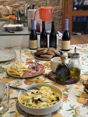 Thumbnail for Visite et dégustation de vins alchimiques avec déjeuner léger à Malerba Vini en Toscane