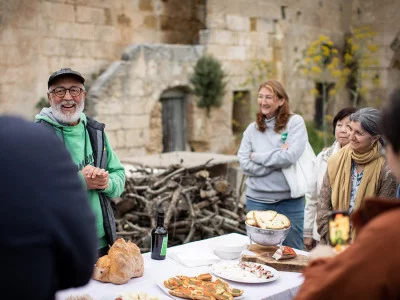 Thumbnail for Les oliviers du patriarche : Les temples de l'huile : visite, dégustation et musique à Matera