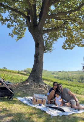 Thumbnail Tour e degustazione di vini con picnic presso la Tenuta Quvestra in Oltrepò Pavese