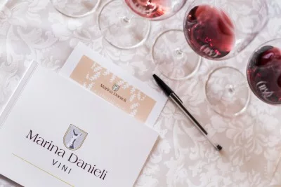 Thumbnail Cata de vinos estándar en la finca Marina Danieli